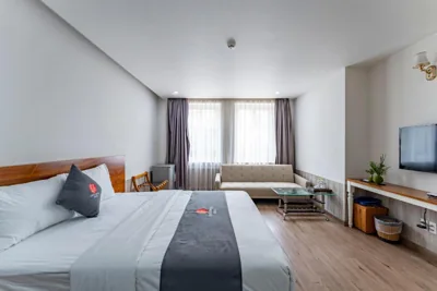 Habitación doble Deluxe con bañera — Edoya Hotel Phu My Hung - Complimentary Breakfast, Minibar, Laundry